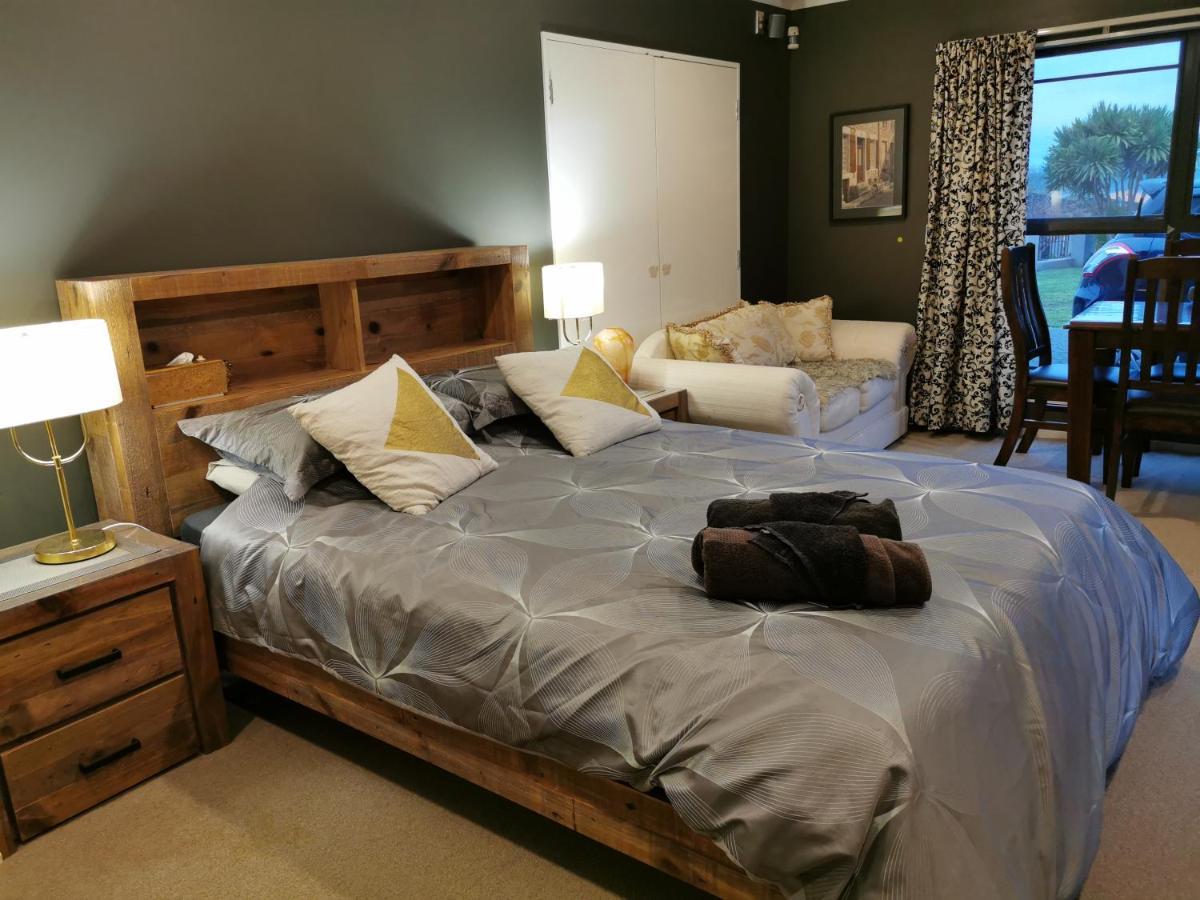 Lakeview Holiday Hideaway Taupo Exterior photo