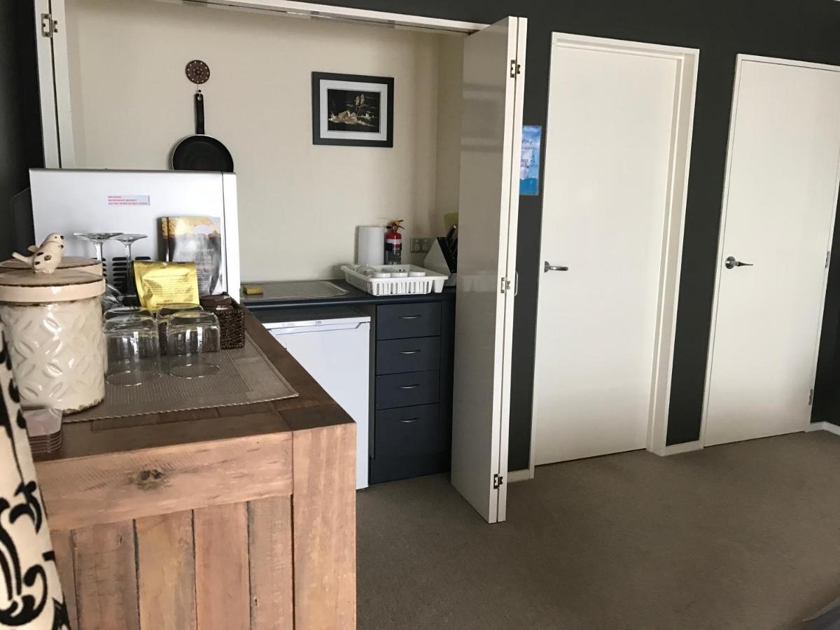 Lakeview Holiday Hideaway Taupo Exterior photo
